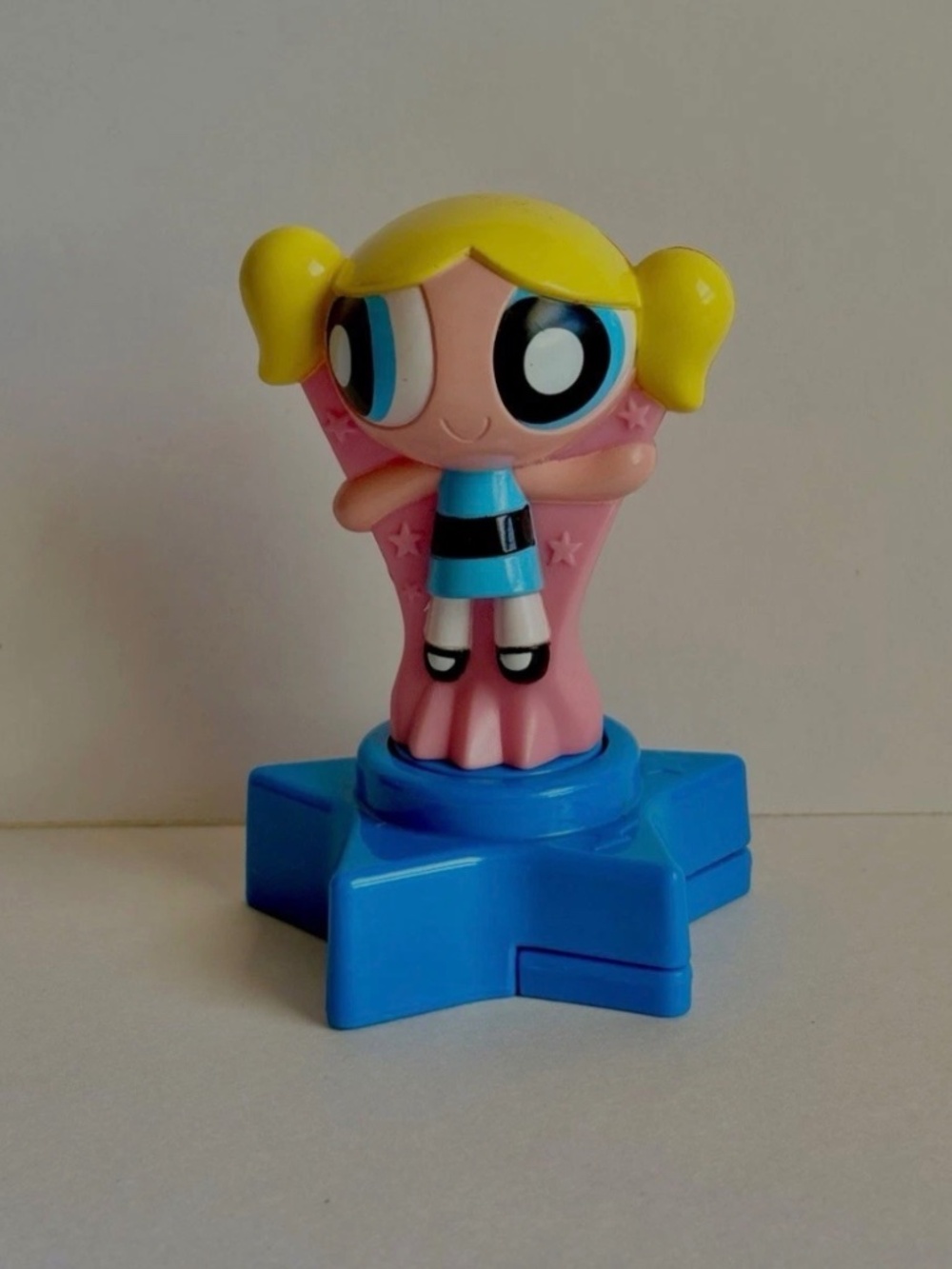 Powerpuff Girls Bubbles Cartoon Network Hole Punch 2002 Burger King Kids Meal